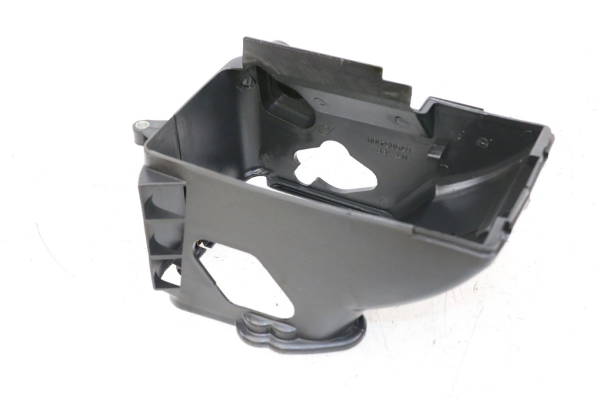 photo de CILINDERKAP PEUGEOT KISBEE 4T 50 (2018 - 2022) - Zoom op gebruiksstaat