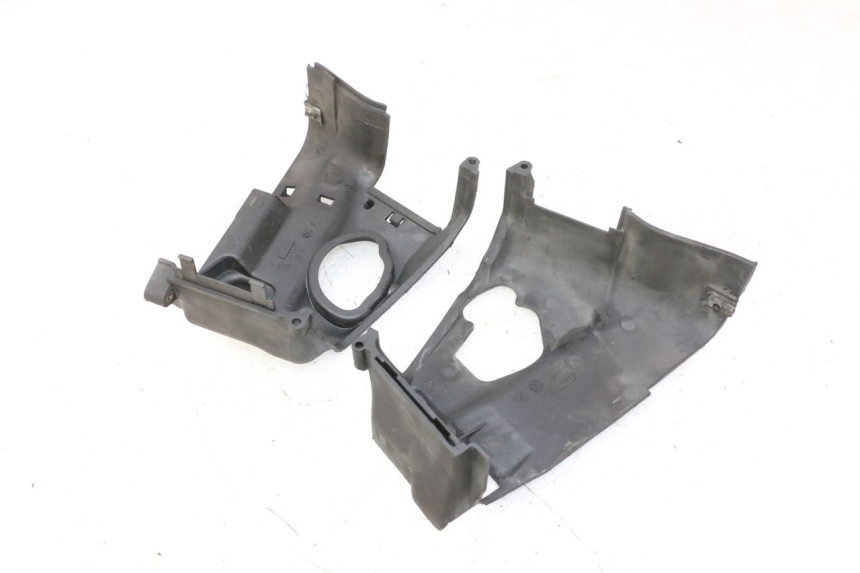 photo de CILINDERKAP PIAGGIO LIBERTY 125 (1998 - 2008) - Zoom op gebruiksstaat