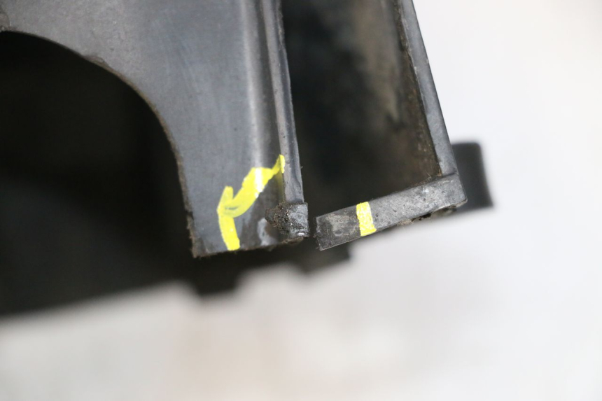 photo de CYLINDERDEKSEL PEUGEOT LUDIX SNAKE 2T 50 (2004 - 2014) - Detail van het onderdeel