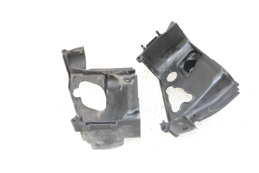 photo de CILINDERKAP PIAGGIO ZIP 4T 50 (2018 - 2020) - Bevestigingspunten