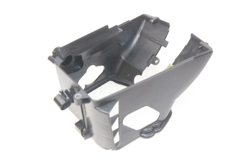 photo de CILINDERKAP PEUGEOT STREETZONE 4T 50 (2018 - 2023) - Detail van het onderdeel