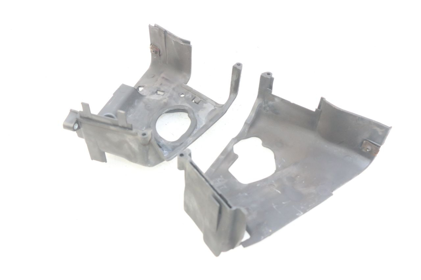 photo de CILINDERKAP PIAGGIO VESPA LXV 125 (2006 - 2009) - Andere kijkhoek