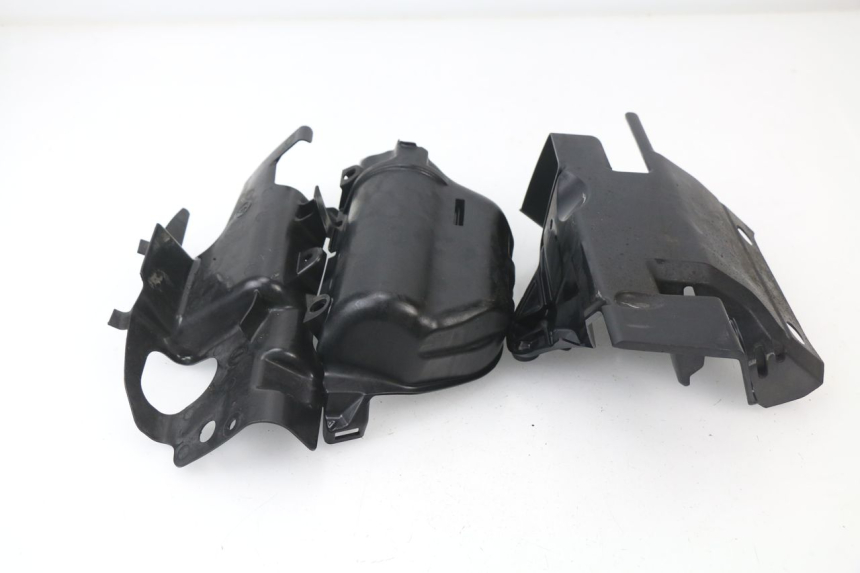 photo de CILINDERKAP HONDA VFR F 1200 (2010 - 2015) - Andere kijkhoek