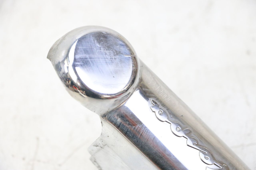 photo de VORKKAP PIAGGIO LXV 4T 50 (2009 - 2013) - Bevestigingspunten