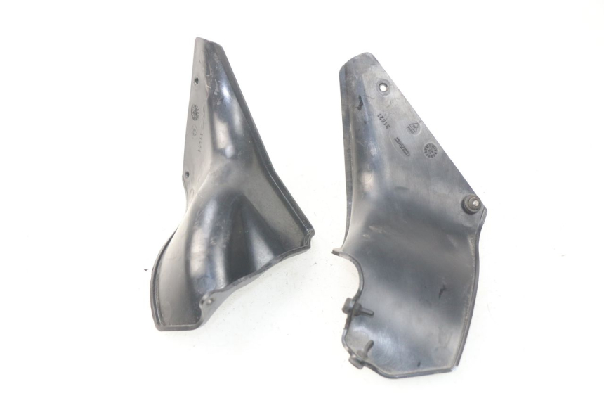 photo de MOTORKAP MV AGUSTA BRUTALE R WALLY 910 (2008 - 2008) - Zoom op gebruiksstaat