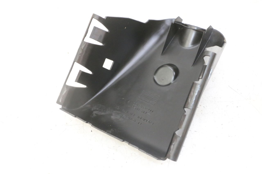 photo de MOTORKAP PEUGEOT ELYSEO 125 (1999 - 2004) - Technische close-up