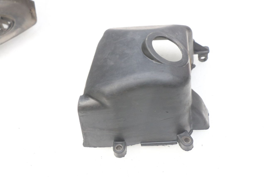 photo de MOTORKAP PEUGEOT KISBEE 2T 50 (2010 - 2017) - Technische close-up