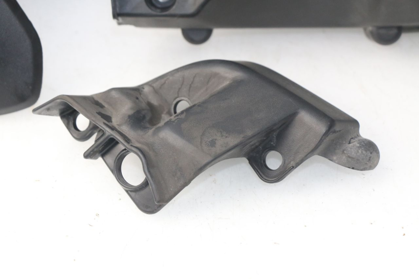 photo de MOTORKAP HONDA NSS EX FORZA 250 (2005 - 2013) - Bevestigingspunten