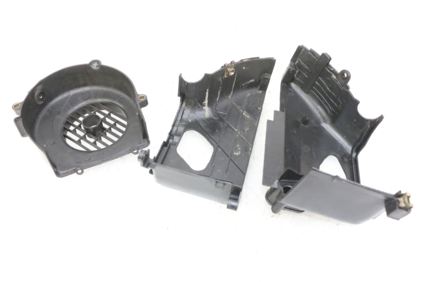 photo de MOTORKAP PEUGEOT KISBEE 4T 50 (2010 - 2017) - Andere kijkhoek