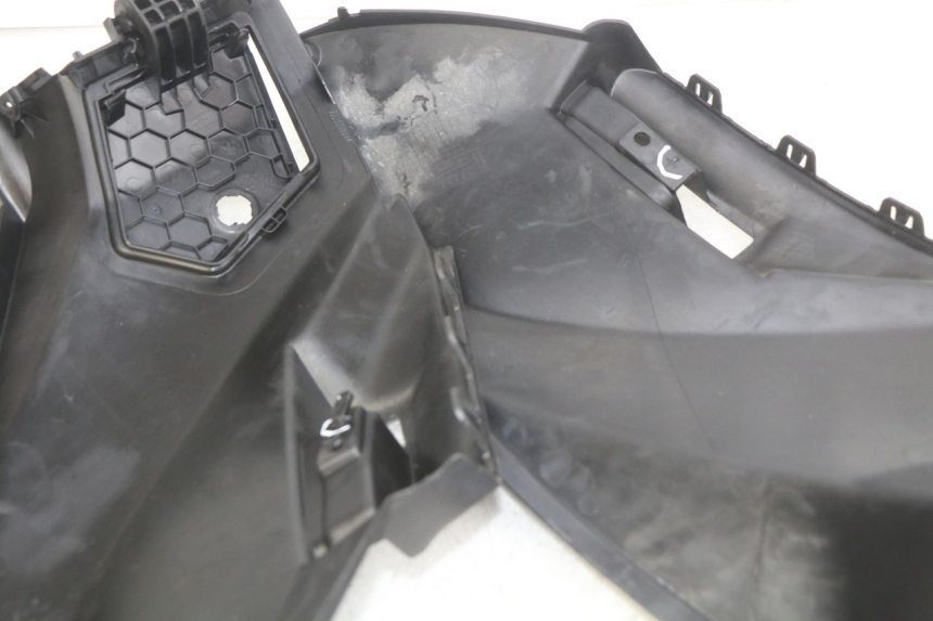 photo de ZITPLAATDEKSEL PEUGEOT CITYSTAR 125 (2011 - 2017) - Detail van het onderdeel