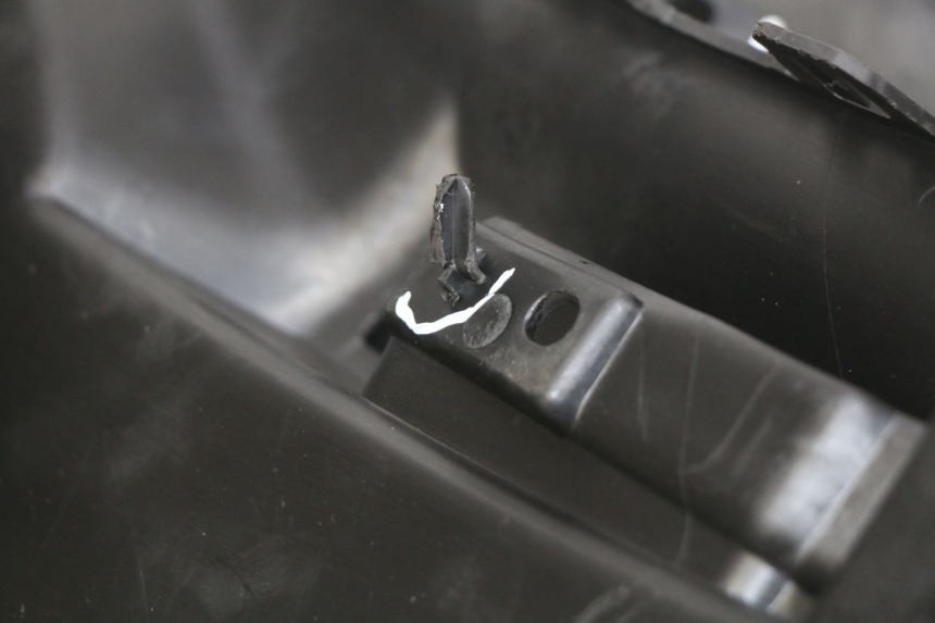 photo de ZITPLAATDEKSEL PEUGEOT CITYSTAR 125 (2011 - 2017) - Zoom op gebruiksstaat