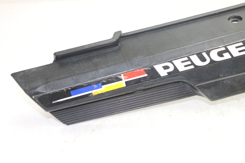 photo de RECHTE ONDERZADKAP PEUGEOT 103 SPX CLIP 50 (1989 - 1992) - Detail van het onderdeel