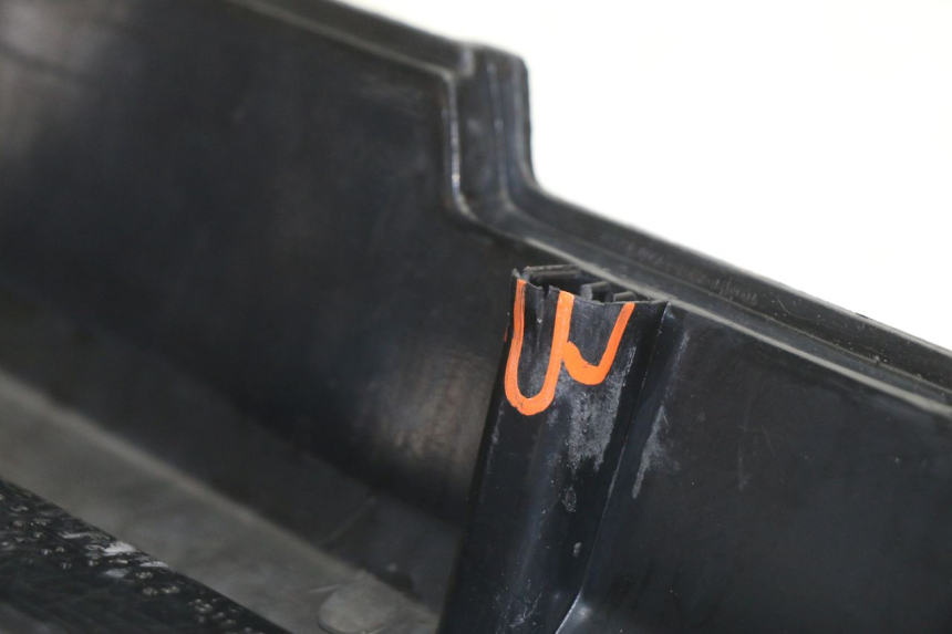 photo de RECHTE ONDERZADKAP PEUGEOT 103 SPX CLIP 50 (1989 - 1992) - Bevestigingspunten