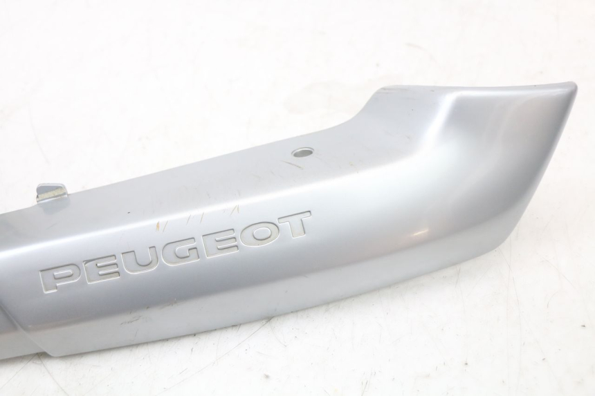 photo de RECHTER ZIJDE ONDERZITKAP PEUGEOT 103 VOGUE VS2 50 (2004 - 2017) - Zoom op gebruiksstaat