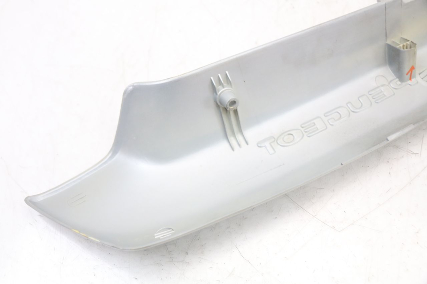 photo de RECHTER ZIJDE ONDERZITKAP PEUGEOT 103 VOGUE VS2 50 (2004 - 2017) - Staat van het oppervlak