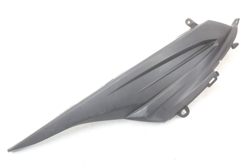 photo de RECHTER ZITBANKKAPJE SUZUKI ADDRESS 110 (2015 - 2020) - Detail van het onderdeel