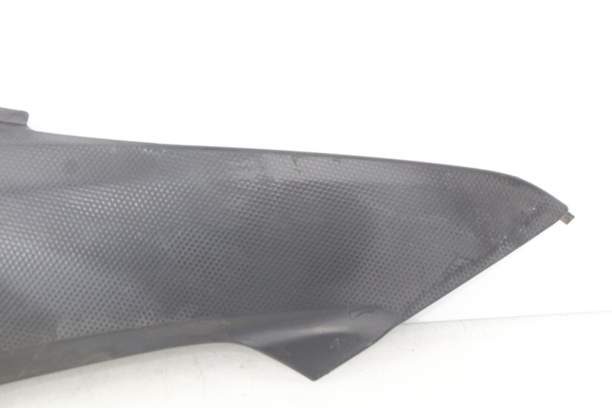 photo de RECHTER ZIJDE ONDERZITJE AFDEKKING HONDA CBRF CBR-F PC41 600 (2011 - 2013) - Technische close-up