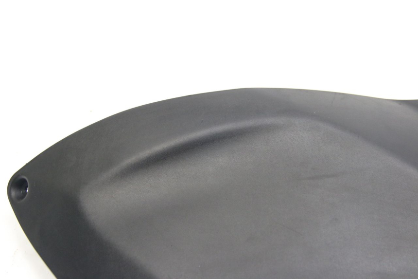 photo de RECHTER ZIJDE ONDERZITKAP PEUGEOT CITYSTAR 125 (2011 - 2017) - Overzicht