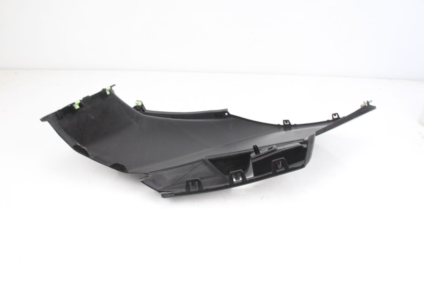 photo de RECHTER ZITPLAATDEKSEL PEUGEOT CITYSTAR 50 (2013 - 2017) - Technische close-up