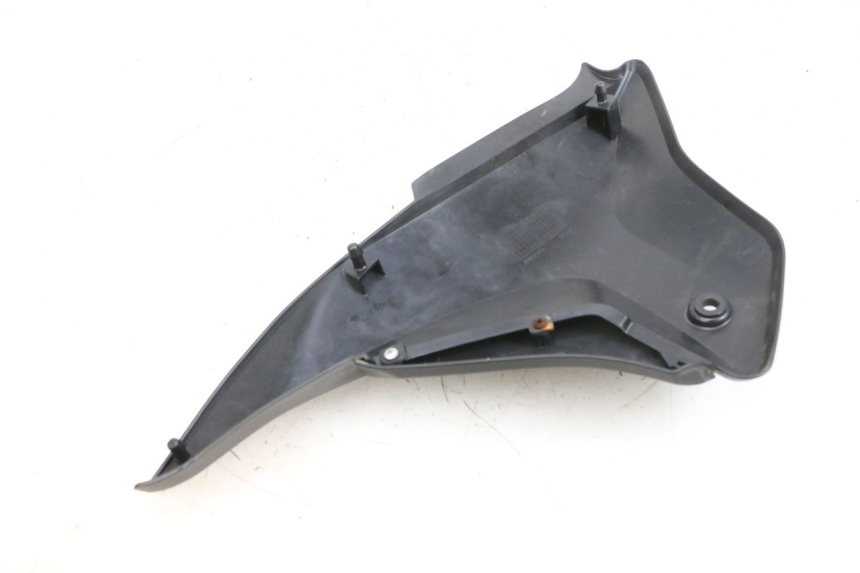 photo de RECHTER ONDERZITKAPJE KSR CODE 125 (2018 - 2020) - Bevestigingspunten