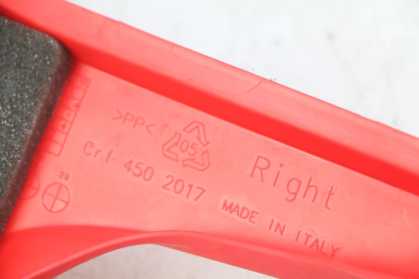 photo de RECHTER ZIJDE ONDERZITJE AFDEKKING HONDA CRF CR-F RX 450 (2017 - 2021) - Detail van het onderdeel