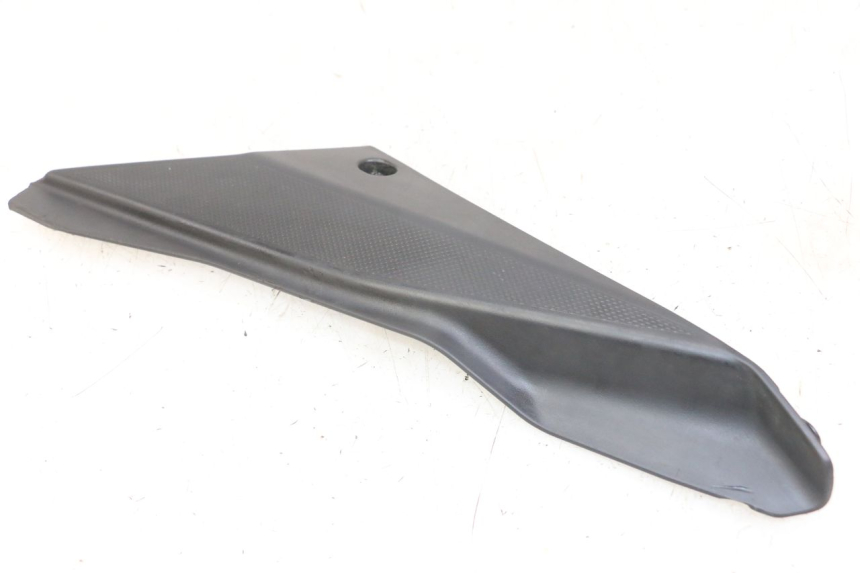 photo de RECHTER ONDERZITKAPJE DERBI SENDA SM DRD X-TREME 50 (2011 - 2017) - Technische close-up