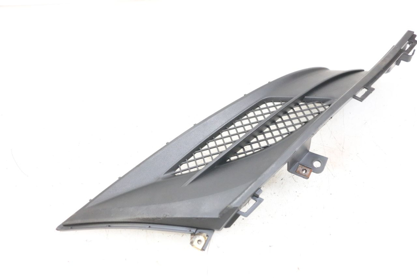 photo de RECHTER ZITPLAATDEKSEL KYMCO DINK 4T 50 (2007 - 2018) - Bevestigingspunten