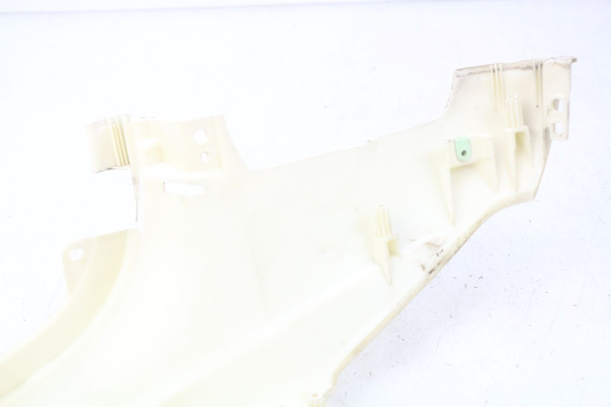 photo de RECHTER ZITPLAATDEKSEL PEUGEOT DJANGO 2T 50 (2014 - 2019) - Detail van het onderdeel