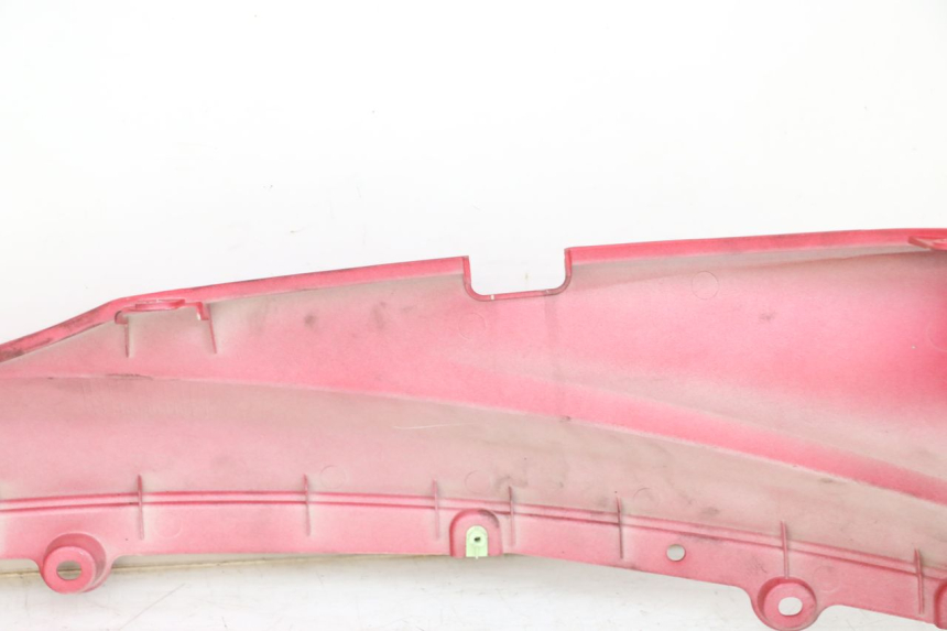 photo de RECHTER ZIJDE ONDERZITKAP PEUGEOT DJANGO 4T 50 (2014 - 2019) - Bevestigingspunten