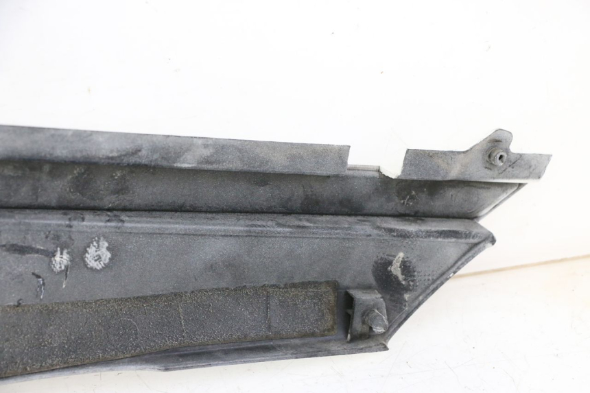 photo de RECHTER ONDERZITKAPJE YAMAHA FJ 36Y 1100 (1984 - 1985) - Overzicht