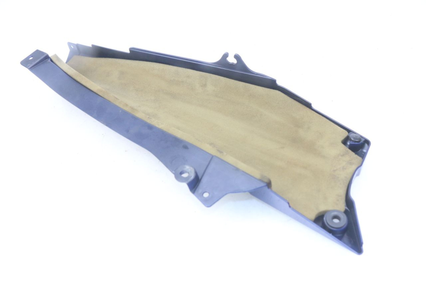 photo de RECHTER ZITPLAATDEKSEL YAMAHA FJR ABS 1300 (2016 - 2020) - Zoom op gebruiksstaat