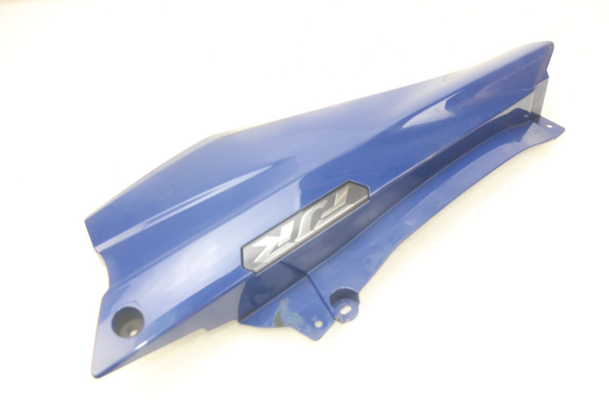 photo de RECHTER ZITPLAATDEKSEL YAMAHA FJR ABS 1300 (2016 - 2020) - Technische close-up