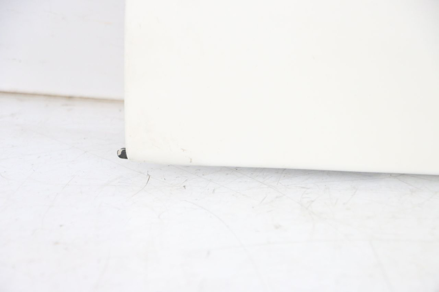 photo de RECHTER ZIJDE ONDERZITKAP KAWASAKI GPX R WARBIRD 600 (1988 - 1993) - Markeringen en referenties