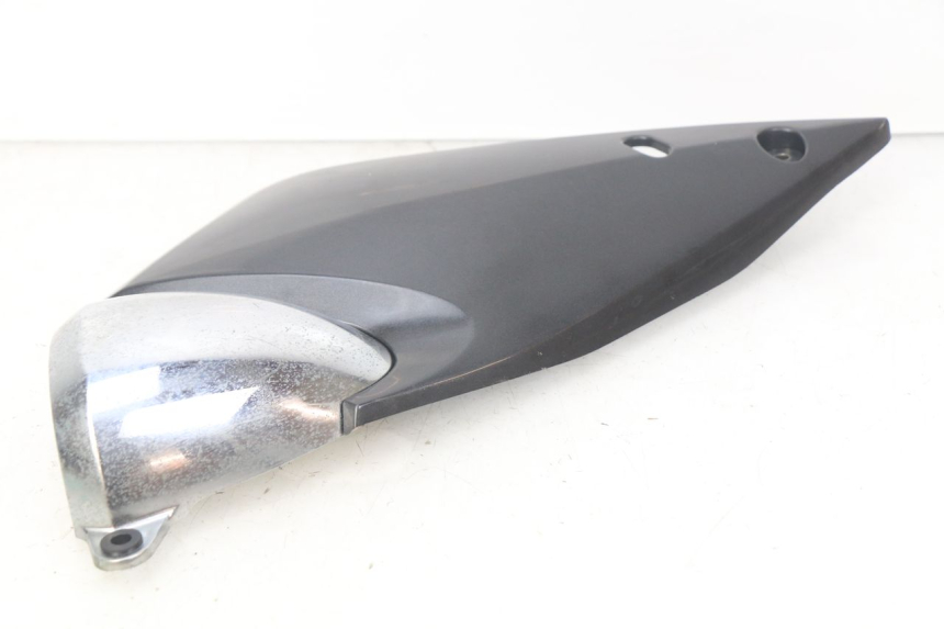 photo de RECHTER ZITPLAATDEKSEL SUZUKI GSF N BANDIT 600 (2000 - 2004) - Andere kijkhoek