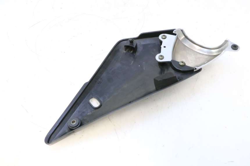 photo de RECHTE ONDERZADDEKSEL SUZUKI GSF N BANDIT 1200 (2001 - 2005) - Andere kijkhoek