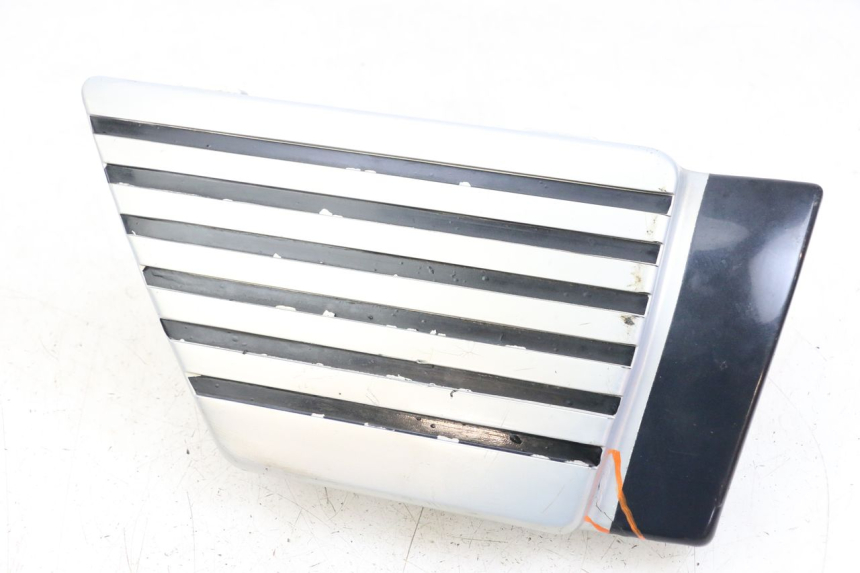 photo de RECHTER ONDERZITKAPJE SUZUKI GSX E 250 (1982 - 1983) - Hoofdaanzicht