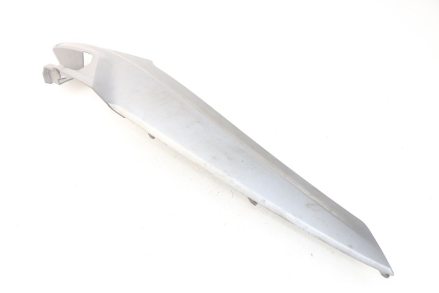 photo de RECHTER ZITPLAATDEKSEL SYM GTS EFI ABS 125 (2012 - 2016) - Technische close-up