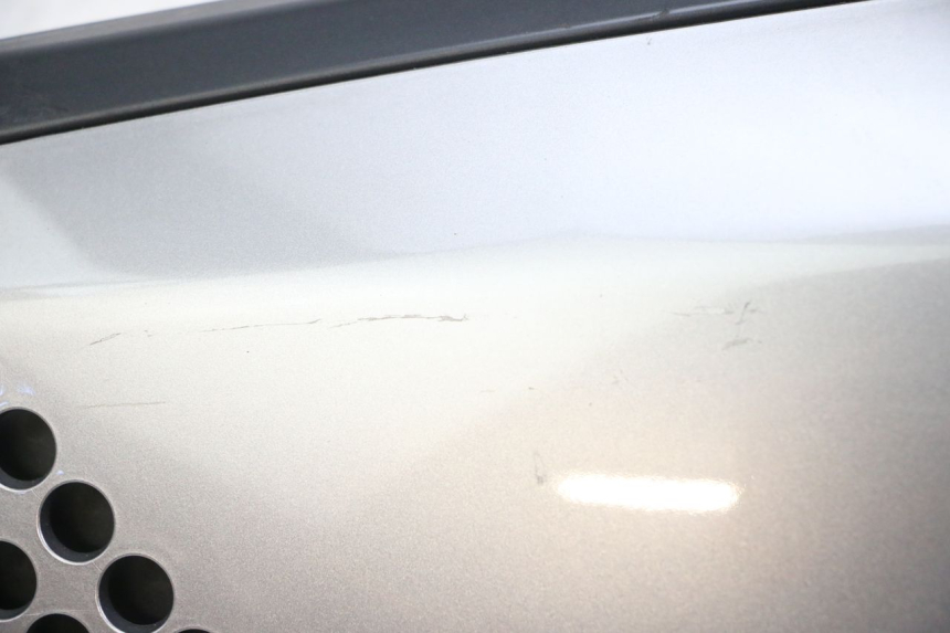 photo de RECHTER ZIJDE ONDERZITDEKSEL KEEWAY K-LIGHT KLIGHT 125 (2018 - 2025) - Bevestigingspunten