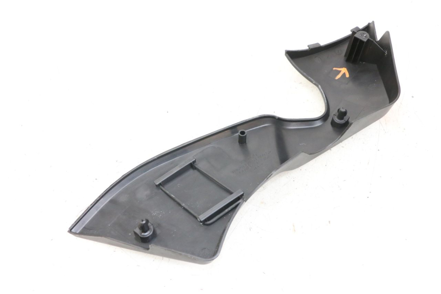 photo de RECHTER ZIJDE ONDERZITJE AFDEKKING KYMCO K-PW K-PIPE 50 (2012 - 2017) - Technische close-up