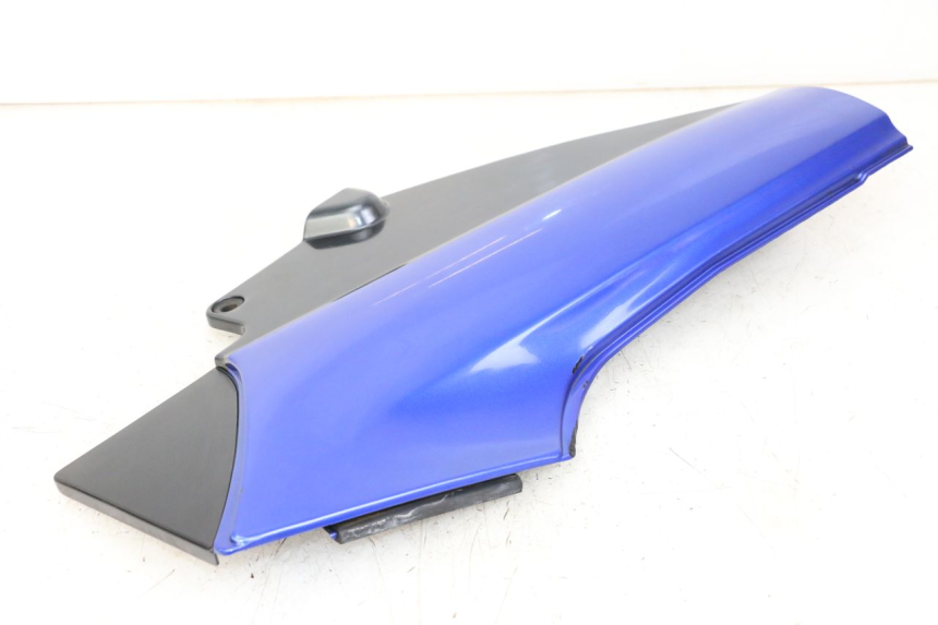 photo de RECHTER ZITPLAATDEKSEL KAWASAKI GTR 1000 (1994 - 2004) - Technische close-up