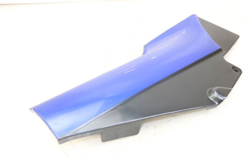 photo de RECHTER ZITPLAATDEKSEL KAWASAKI GTR 1000 (1994 - 2004) - Bevestigingspunten