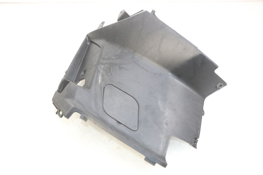 photo de RECHTER ZIJDE ONDERZITDEKSEL PEUGEOT KISBEE 2T 50 (2010 - 2017) - Technische close-up