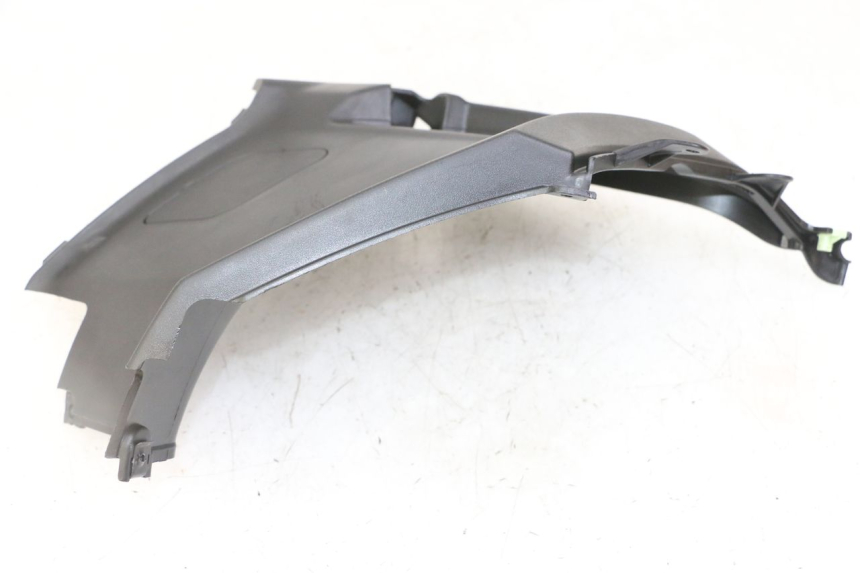 photo de RECHTER ZIJDE ONDERZITKAP PEUGEOT KISBEE 2T 50 (2018 - 2022) - Andere kijkhoek