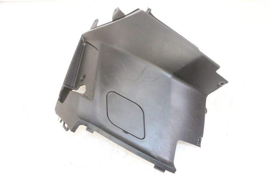 photo de RECHTER ZIJDE ONDERZITKAP PEUGEOT KISBEE 2T 50 (2018 - 2022) - Technische close-up