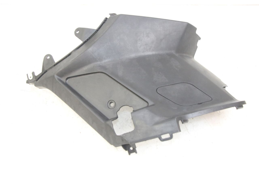 photo de RECHTER ONDERZITJEKAP PEUGEOT KISBEE 4T 50 (2010 - 2017) - Hoofdaanzicht