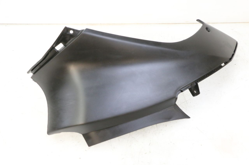 photo de RECHTER ZITPLAATDEKSEL MBK OVETTO ONE 2T 50 (2013 - 2017) - Detail van het onderdeel