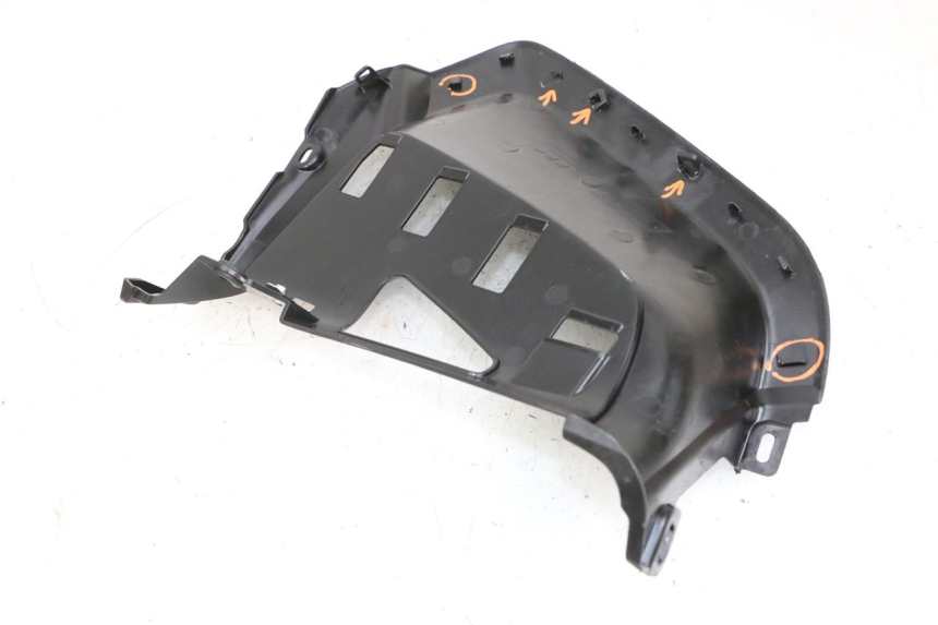 photo de RECHTER ZITPLAATDEKSEL YAMAHA NEO'S CORE 1 (2022 - 2026) - Detail van het onderdeel