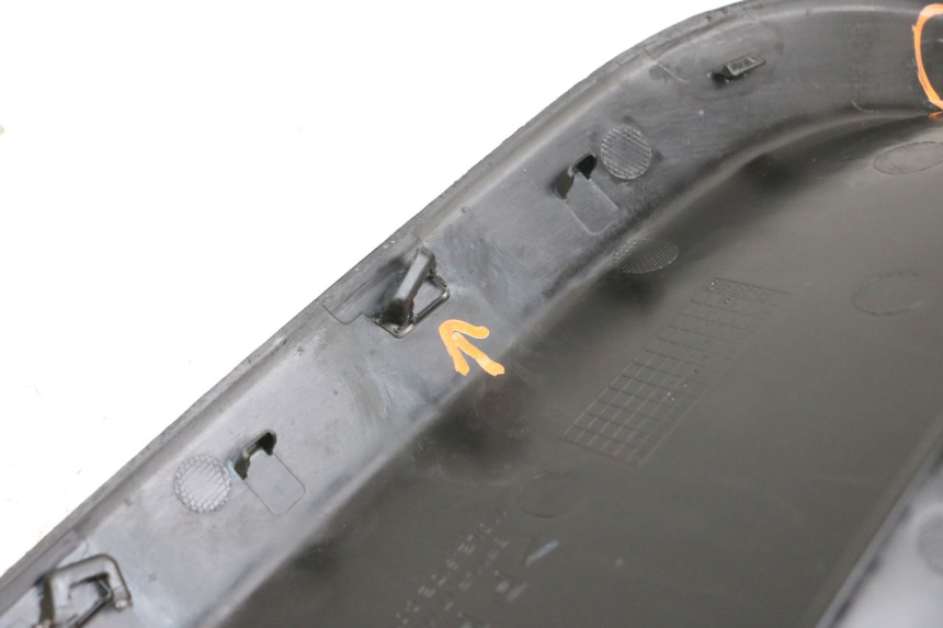 photo de RECHTER ZITPLAATDEKSEL YAMAHA NEO'S CORE 1 (2022 - 2026) - Technische close-up