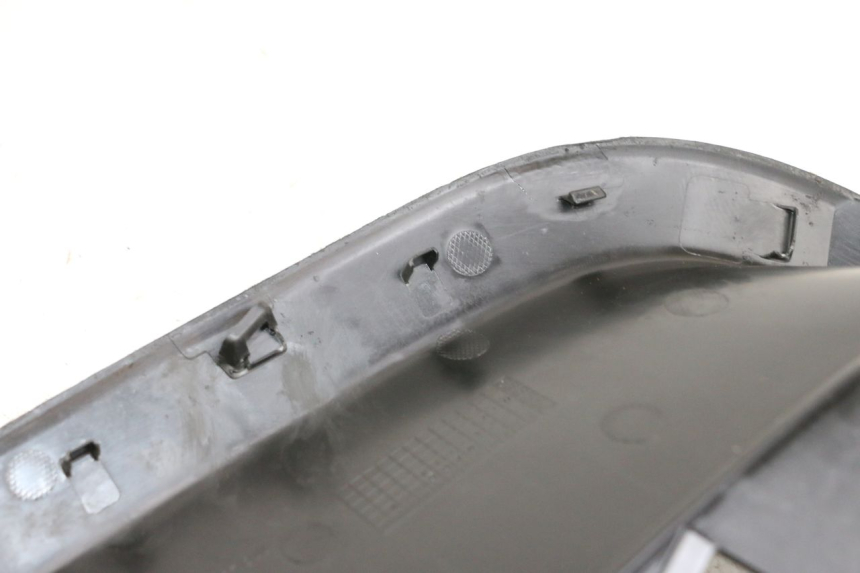 photo de RECHTER ZITPLAATDEKSEL YAMAHA NEO'S CORE 1 (2022 - 2026) - Staat van het oppervlak