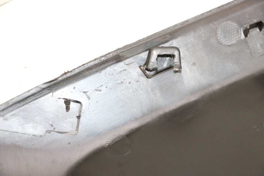 photo de RECHTER ZITPLAATDEKSEL YAMAHA NEO'S CORE 1 (2022 - 2026) - Gecontroleerd onderdeel